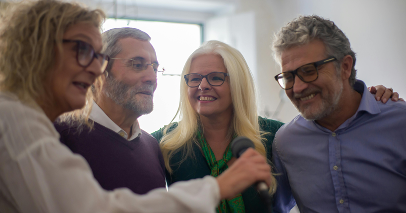 Terapias no farmacológicas basadas en el arte para la demencia e intervenciones de los cuidadores: experiencias del CREA y la Universidad de Victoria (Canadá)