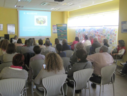 Participantes en el taller Prevención del estreñimiento impartido por la Enfermera del Creer