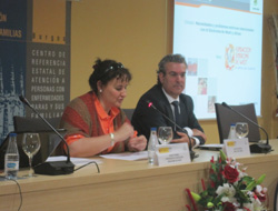 Nuria Pombo y Aitor Aparicio en la inauguración de la jornada