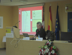 Miguel Querejeta en su ponencia en el Creer