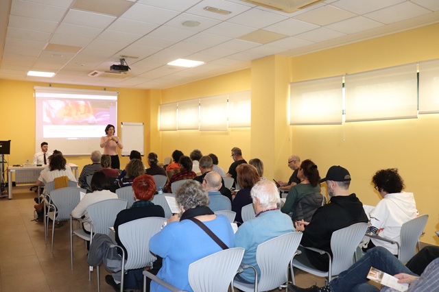 Participantes en un taller sobre la fatiga.