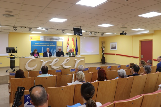 Inauguración del III Congreso Nacional de Enfermedades Autoinmunes Ampollosas en el salón de actos del Creer.