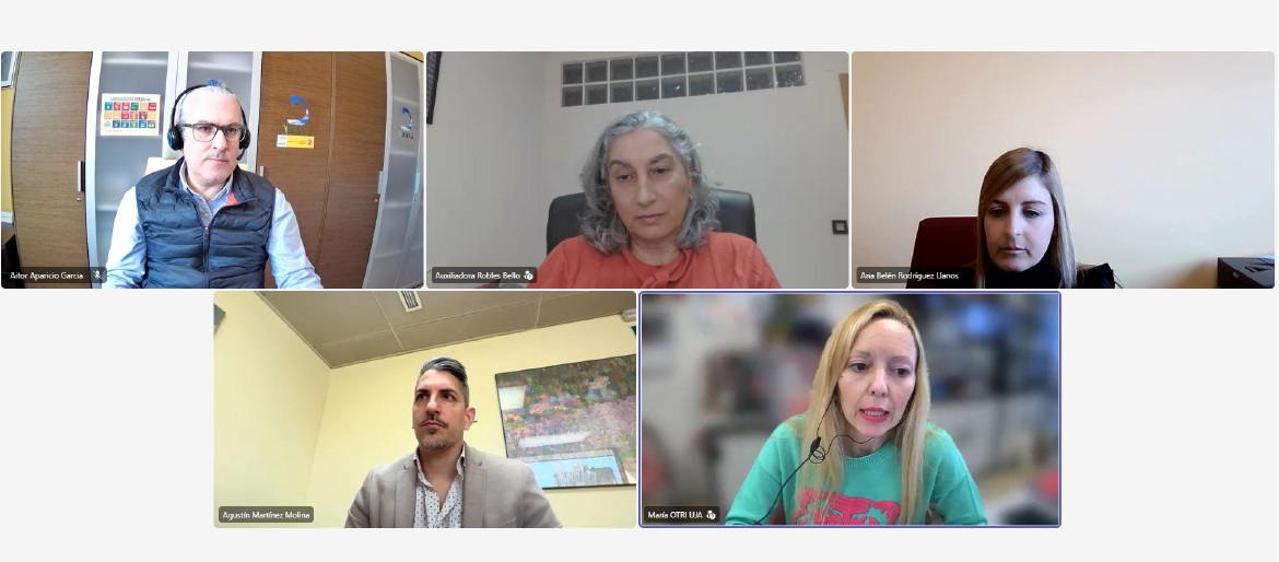 Participantes en la reunión de trabajo entre el Creer y la Universidad de Jaén.